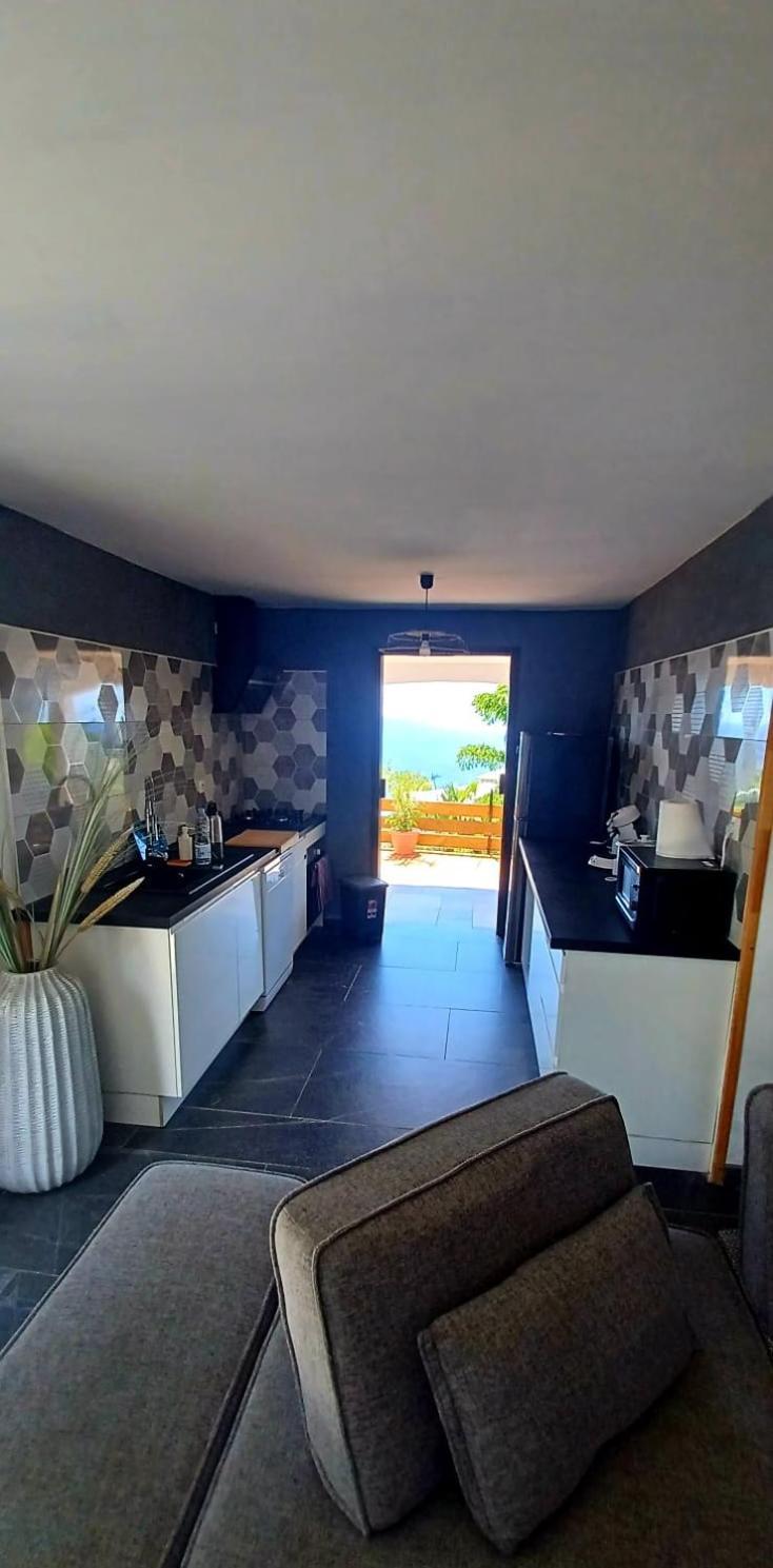 Villa Havre De Paix ,Vue Sur L'Ocean La Possession Exterior foto